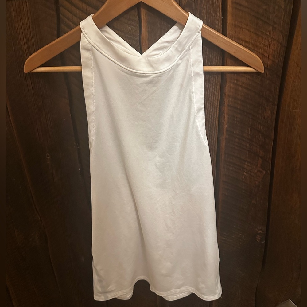 Athleta women tank with strap back xxs worn once like new fits like xs